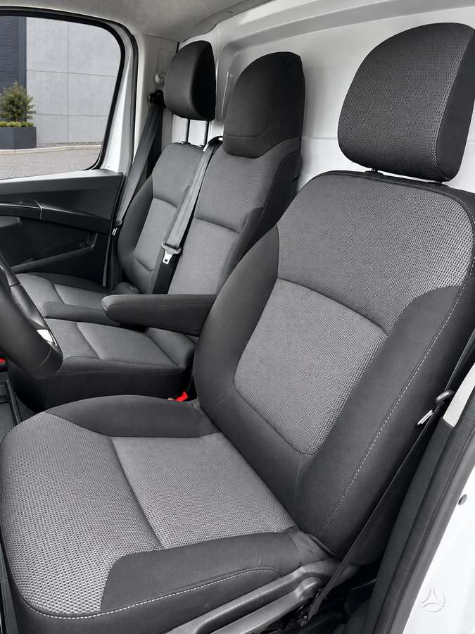 Renault Trafic, 2.0 l., cargo van