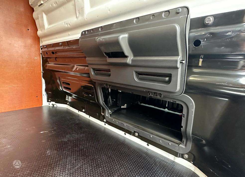 Renault Trafic, 2.0 l., cargo van