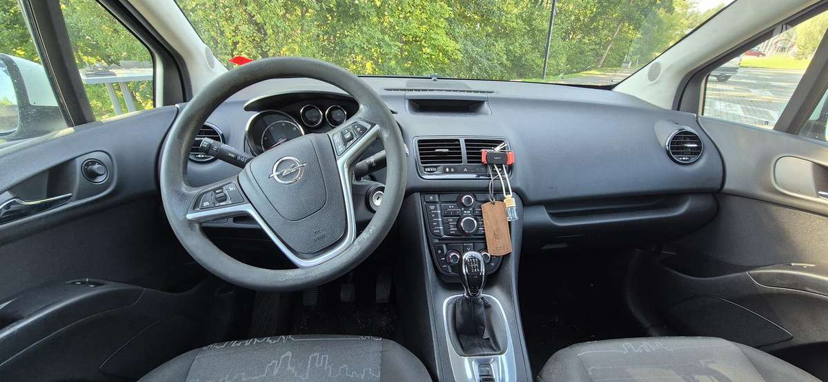Opel Meriva, 1.7 l., Минивэн