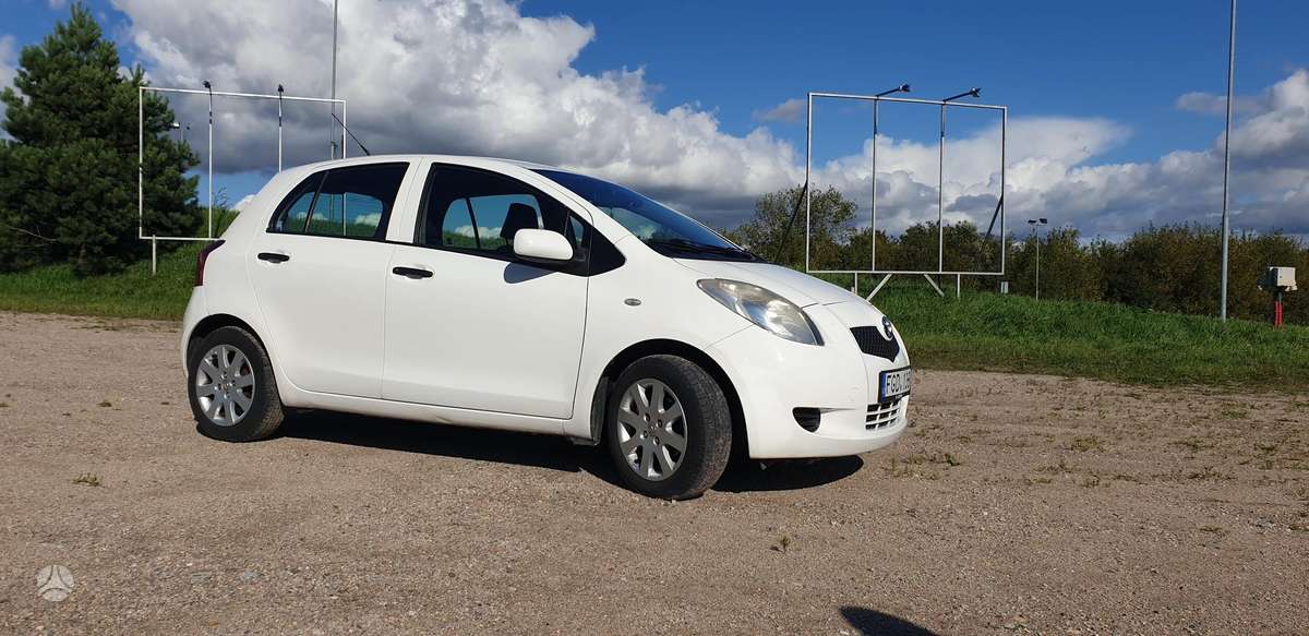 Toyota Yaris - 3