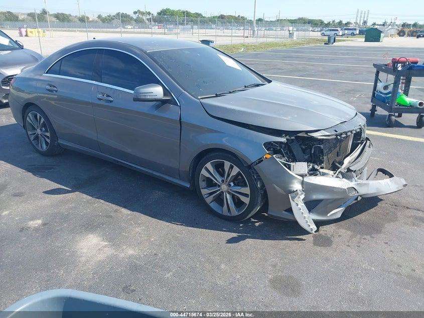 Mercedes-Benz CLA250, hatchback