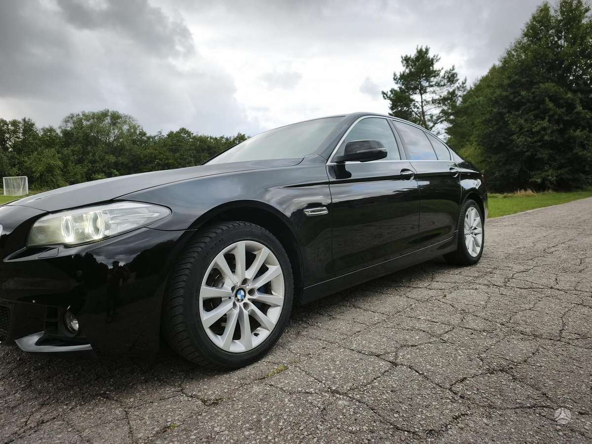 BMW 520, 2.0 l., Седан
