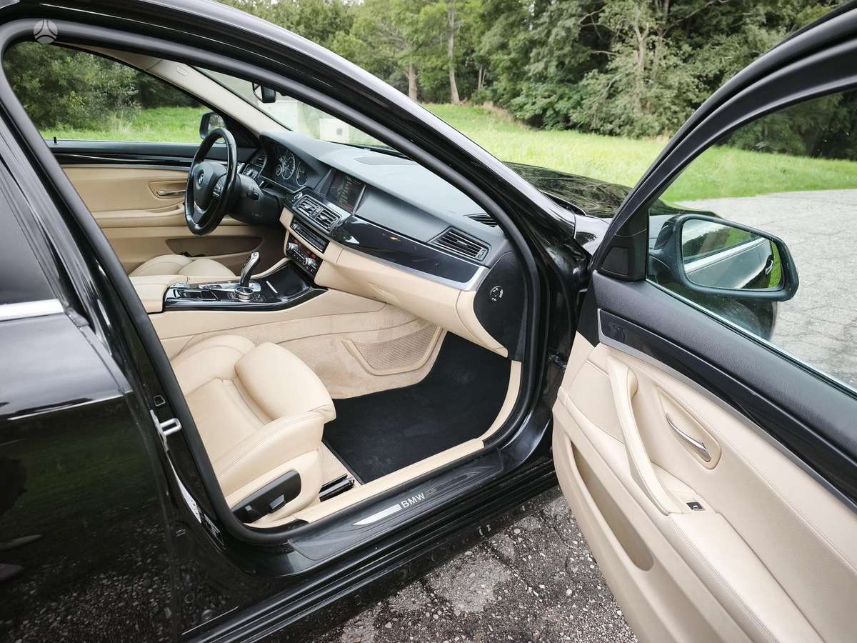 BMW 520, 2.0 l., Седан