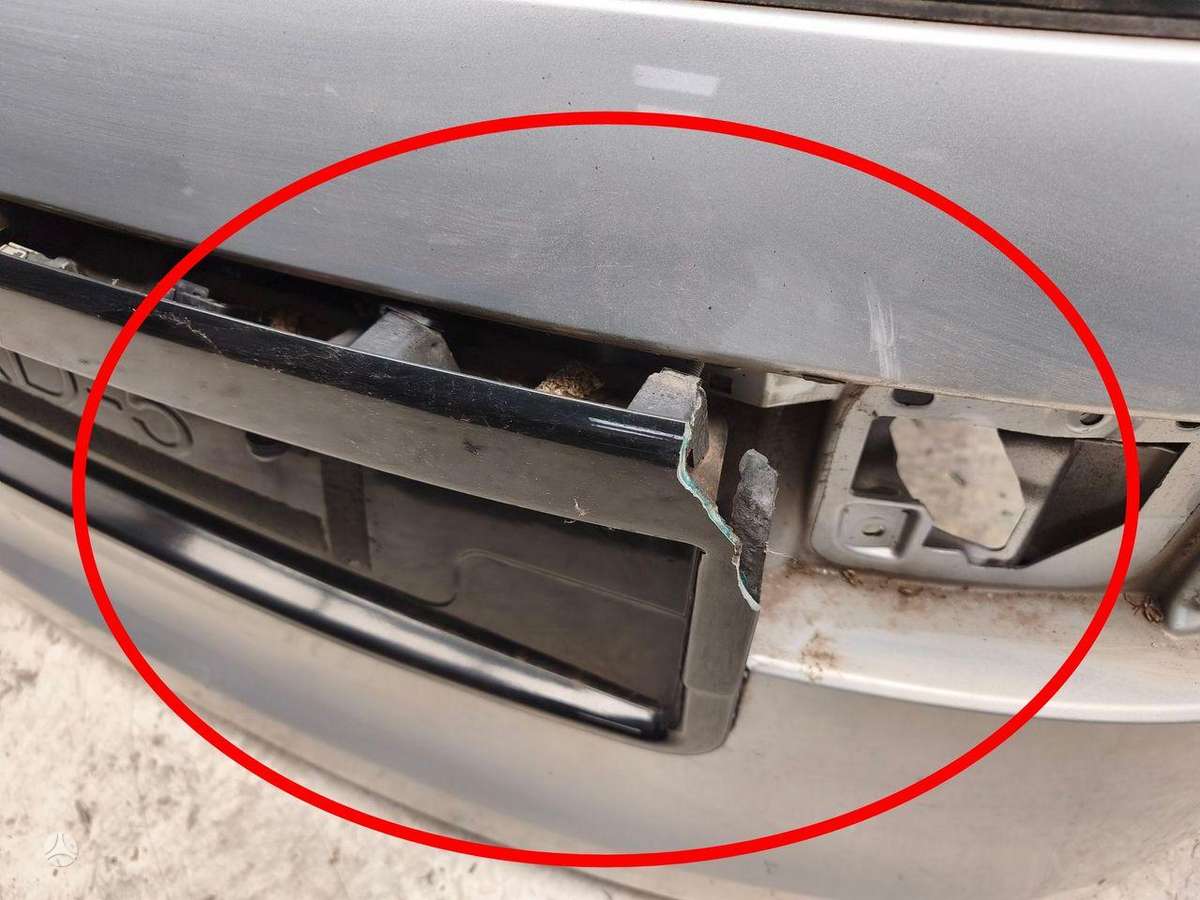 Land Rover Discovery hood (front, rear)