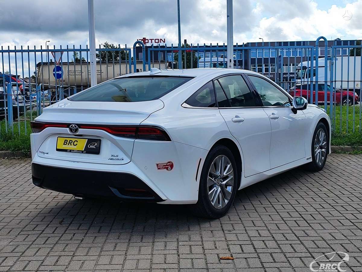 Toyota Mirai - 3
