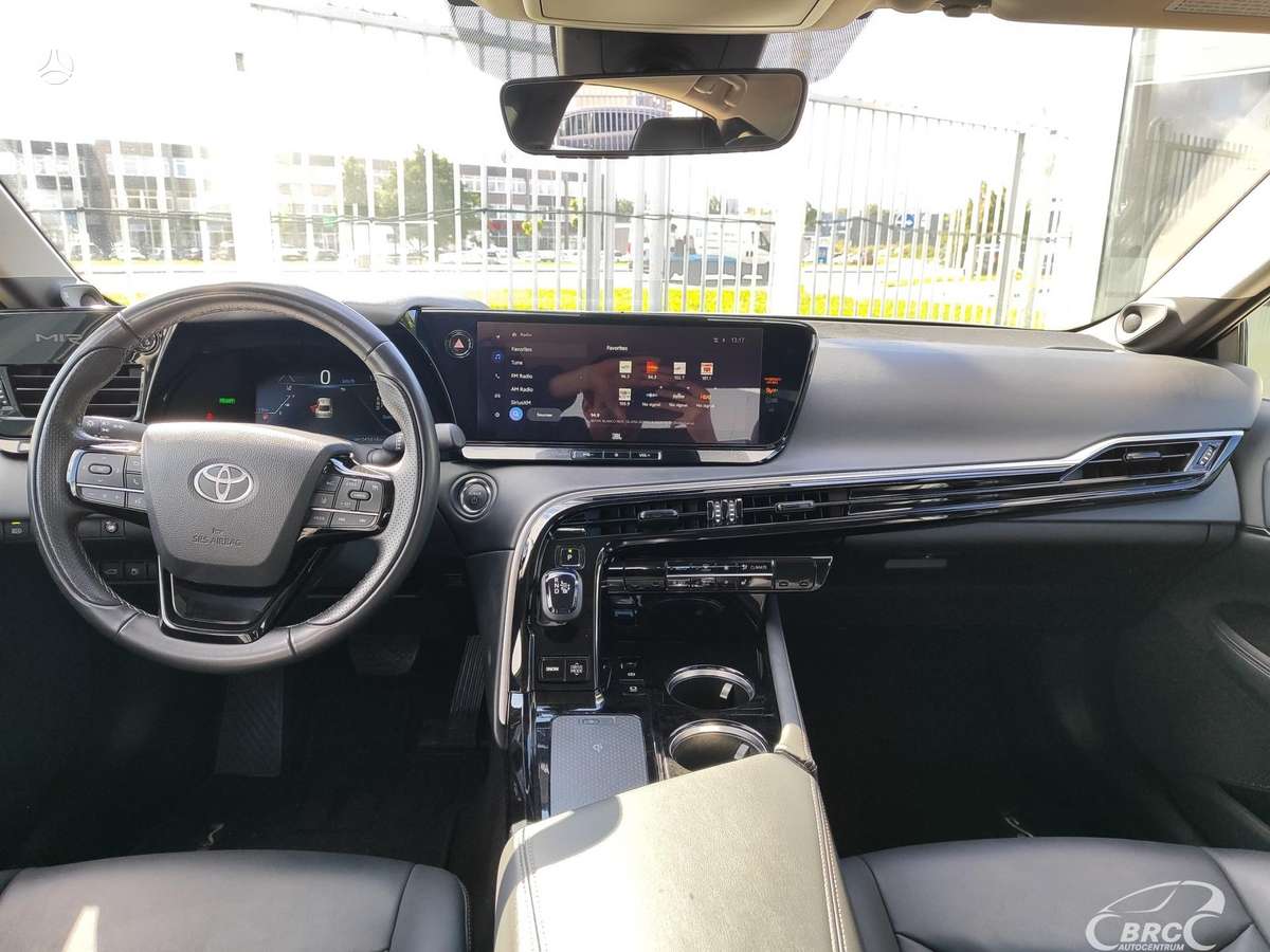 Toyota Mirai - 5