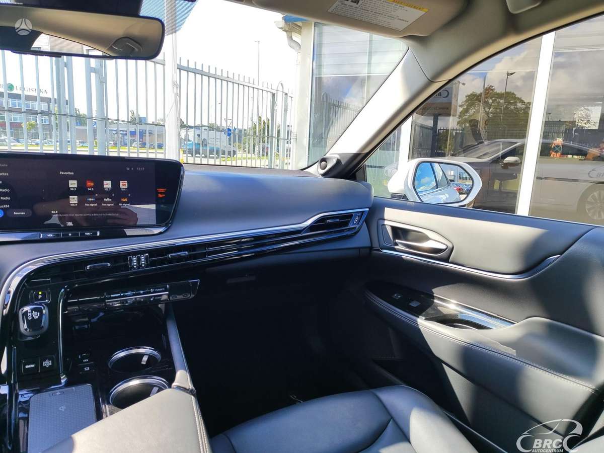 Toyota Mirai - 6