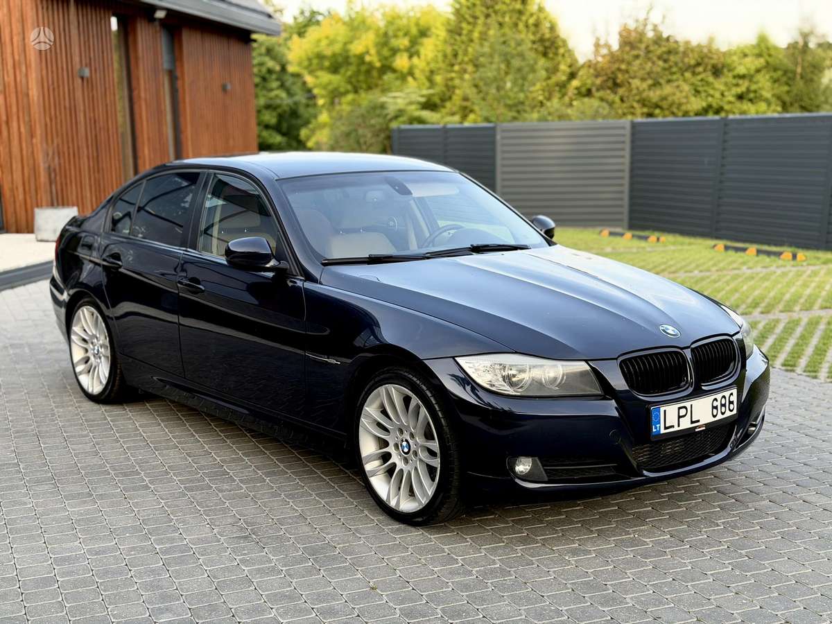 BMW 320, 2.0 l., Седан