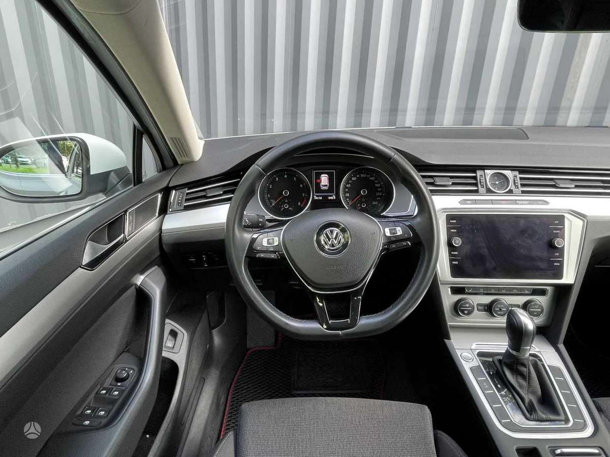 Volkswagen Passat, 1.4 l., Универсал