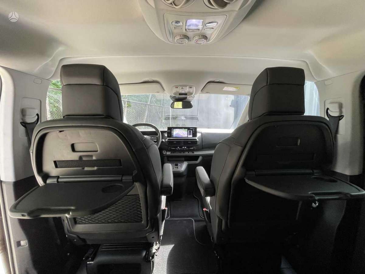 Citroen Spacetourer, 2.0 l., Минивэн