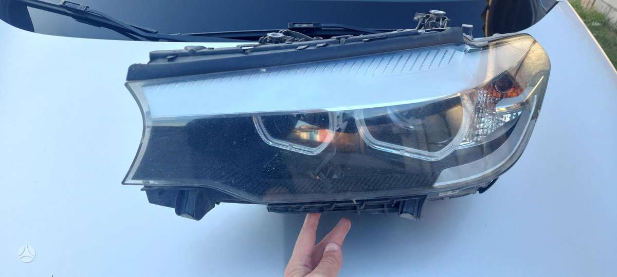 BMW 5 serija žibintai
