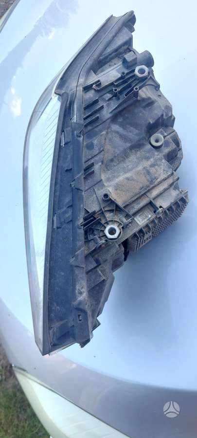 BMW 5 serija žibintai