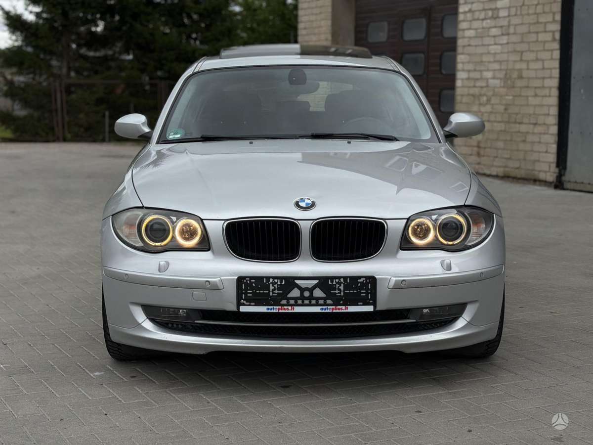 BMW 118, 2.0 l., hatchback