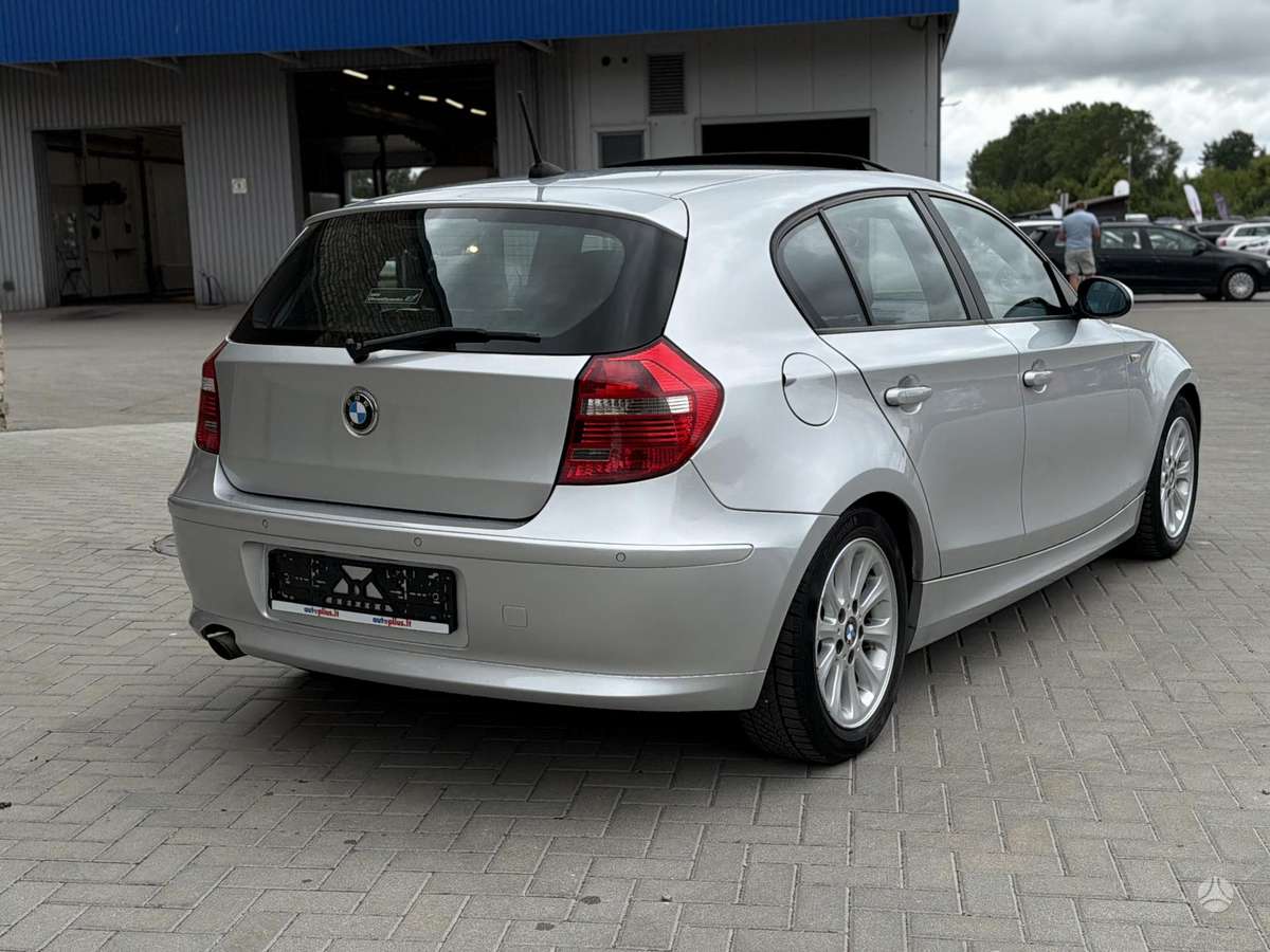 BMW 118, 2.0 l., hatchback