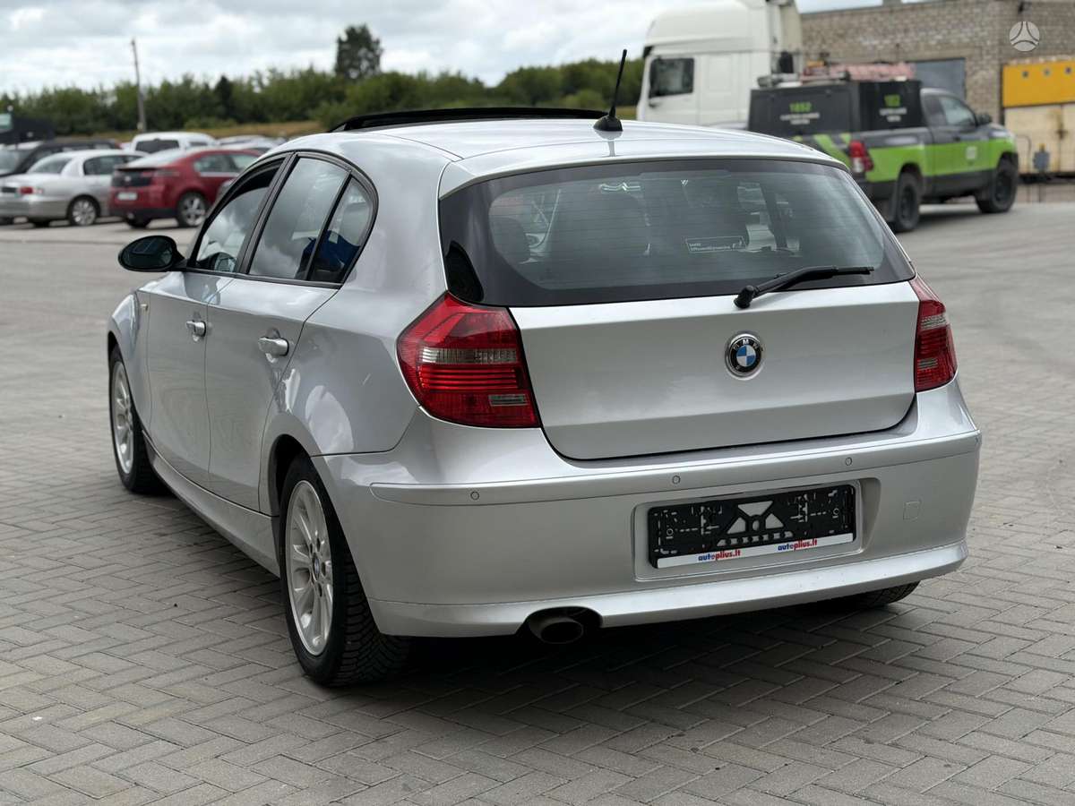 BMW 118, 2.0 l., hatchback