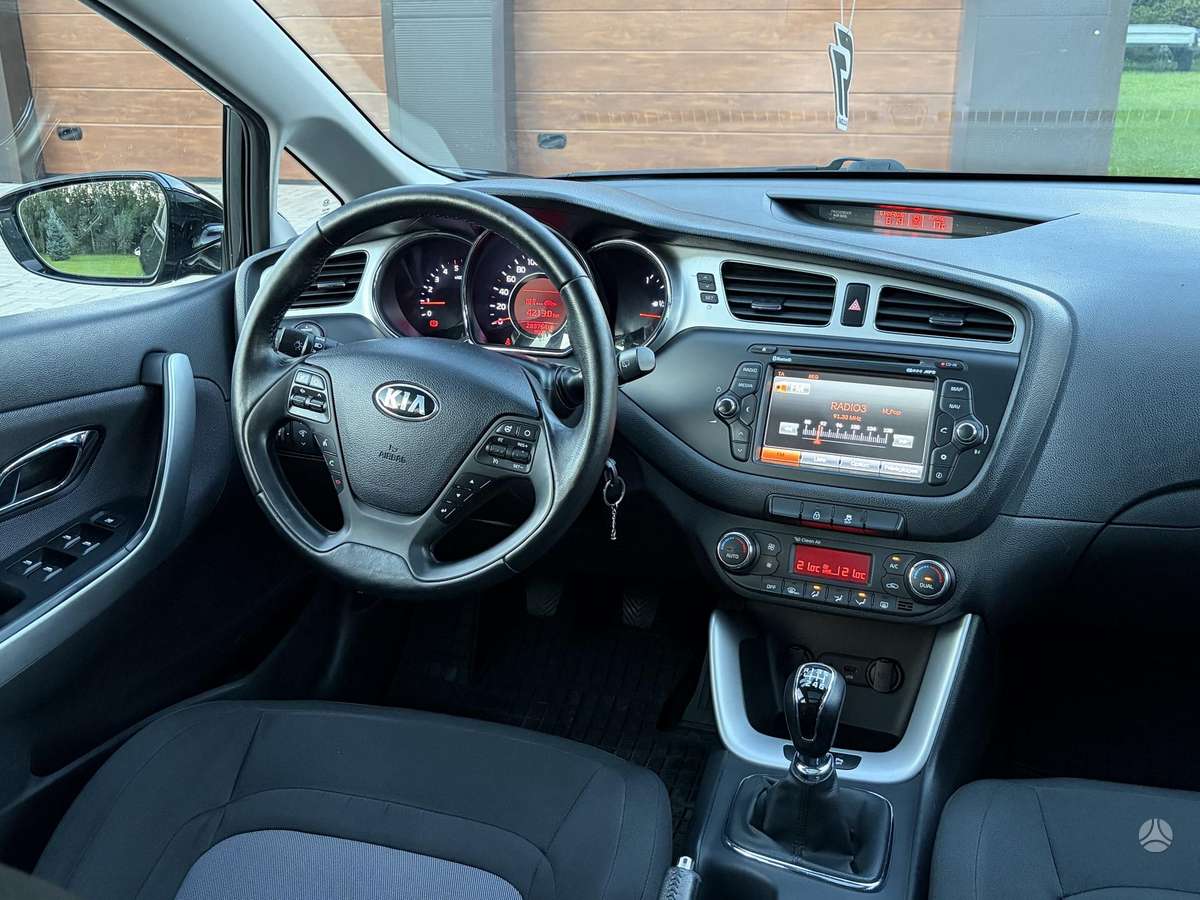 Kia Ceed, 1.6 l., universalas