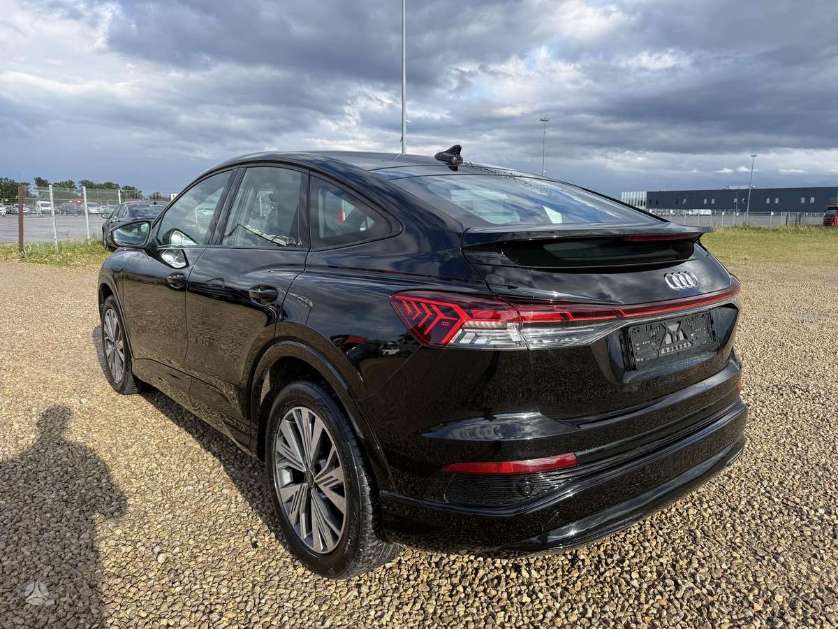 Audi Q4 e-tron, 82 kWh, off-road / crossover