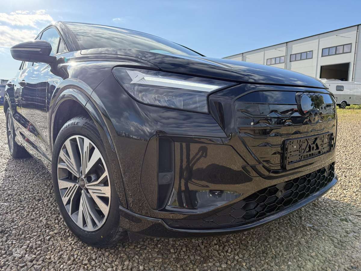 Audi Q4 e-tron, 82 kWh, off-road / crossover