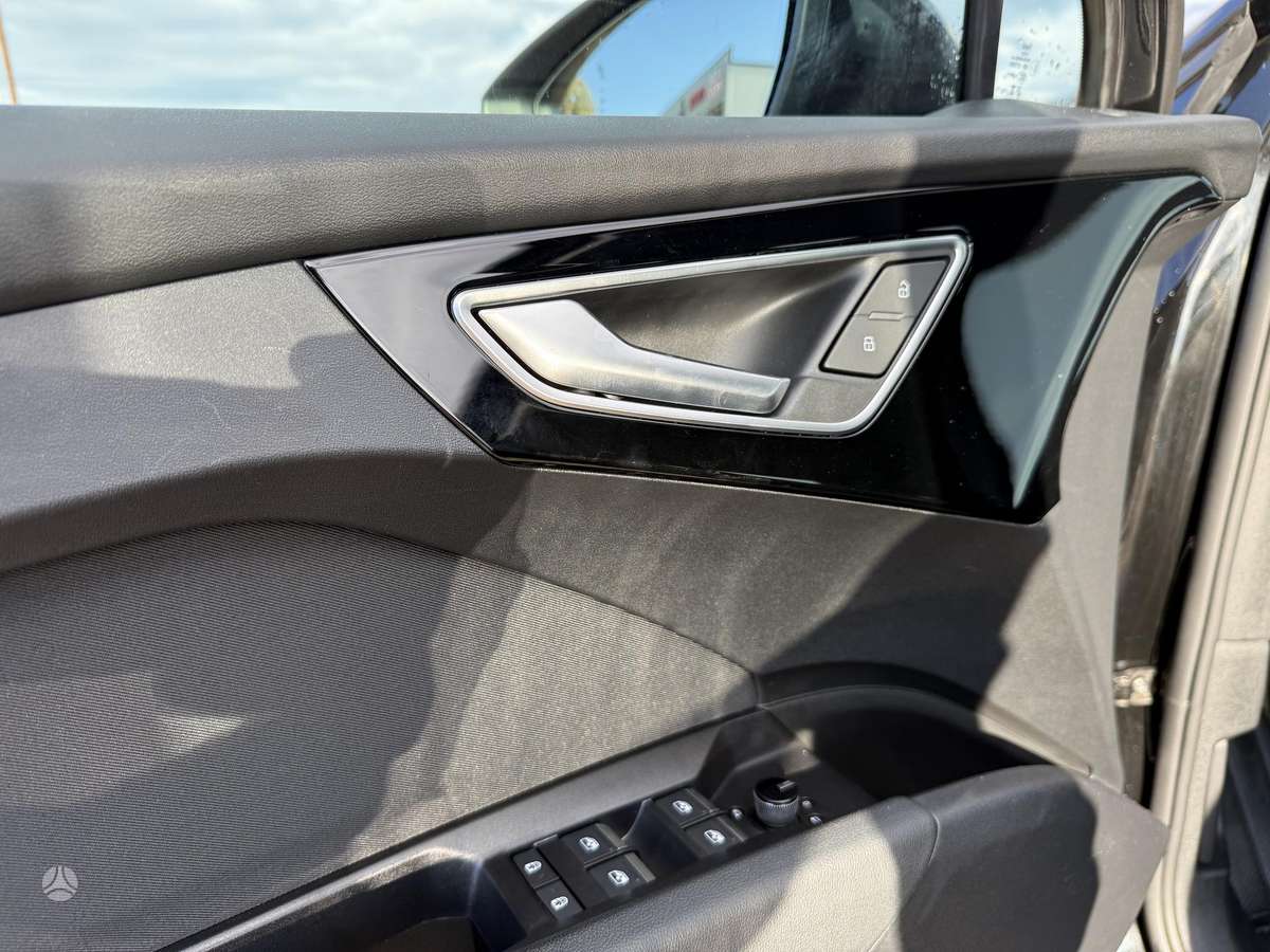 Audi Q4 e-tron, 82 kWh, off-road / crossover