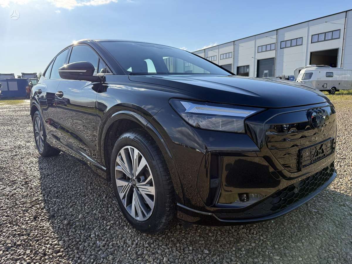 Audi Q4 e-tron, 82 kWh, off-road / crossover