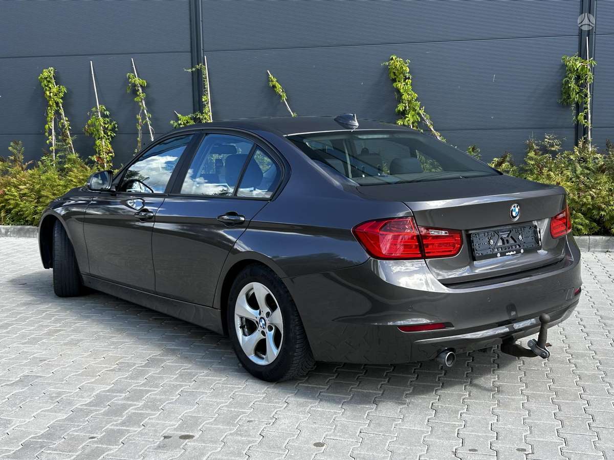 BMW 320, 2.0 l., Седан