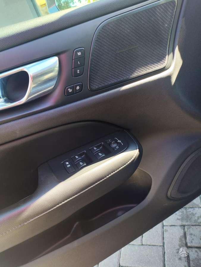 Volvo S60, 2.0 l., Седан