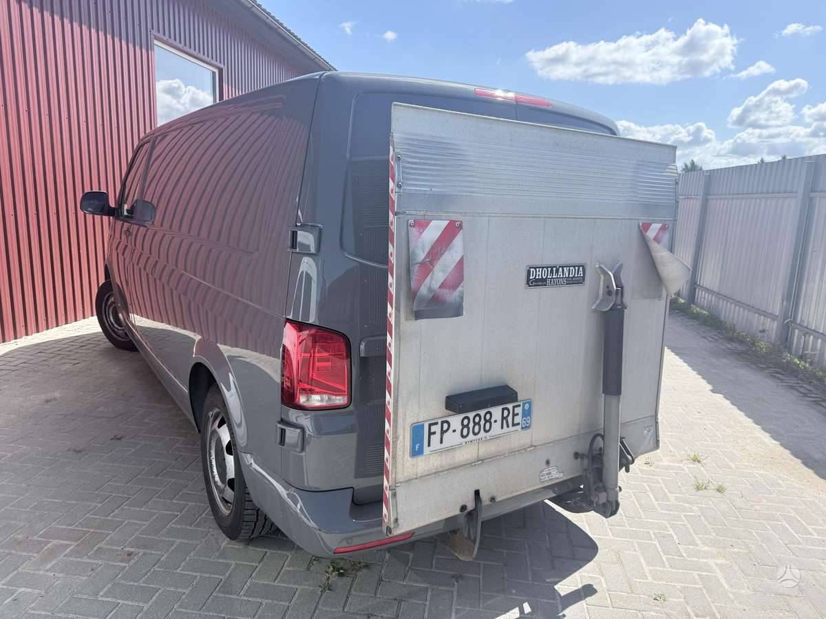 Volkswagen Transporter, cargo vans