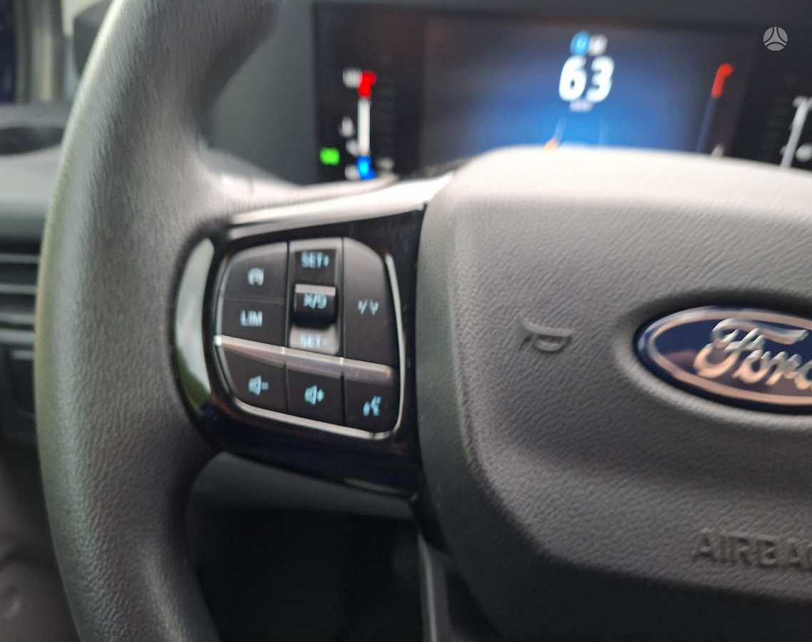 Ford Transit Custom, 2.0 l., Минивэн
