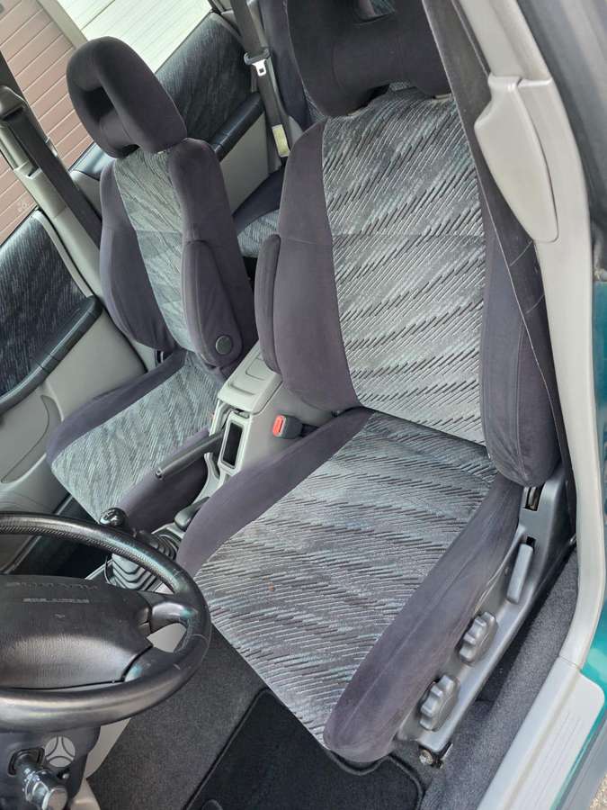 Subaru Forester, 2.0 l., off-road / crossover