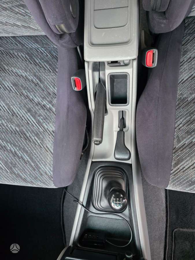 Subaru Forester, 2.0 l., off-road / crossover