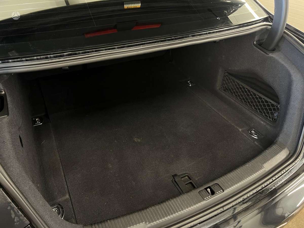 Audi A6, 3.0 l., Седан