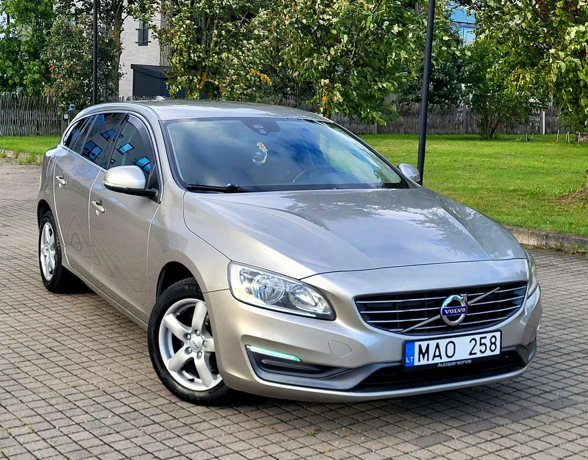 Volvo V60 - 1