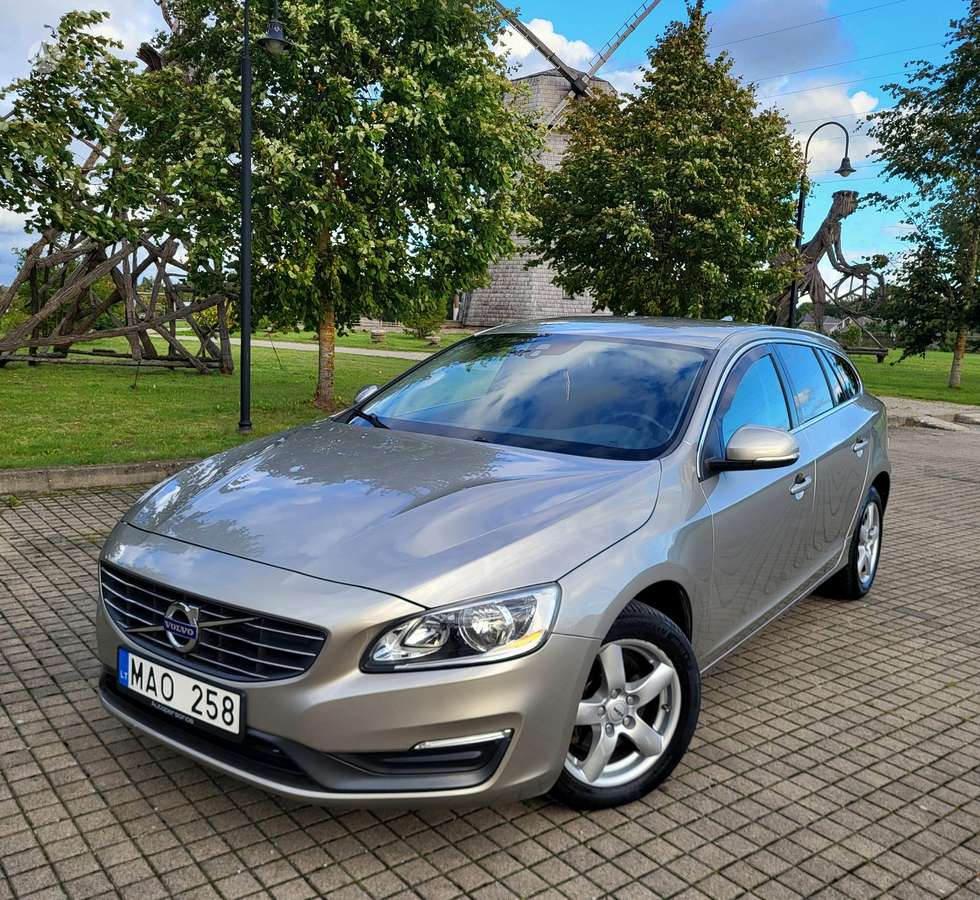Volvo V60 - 9