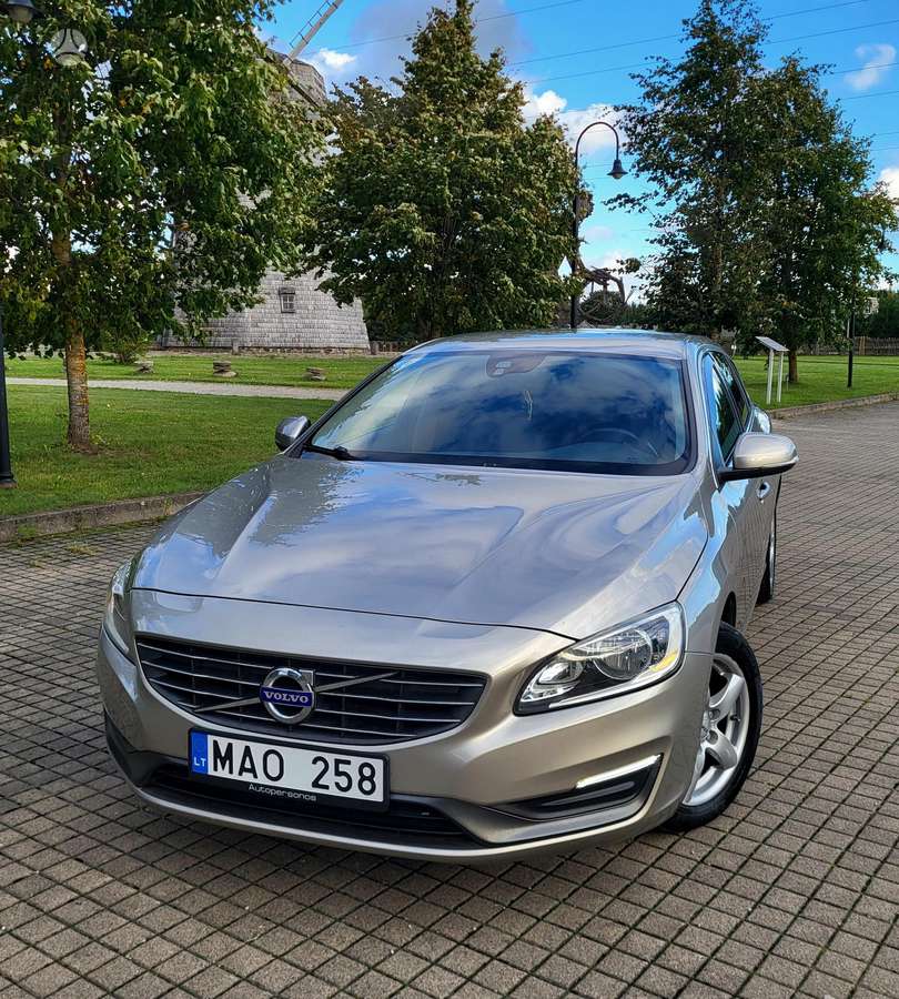 Volvo V60 - 8