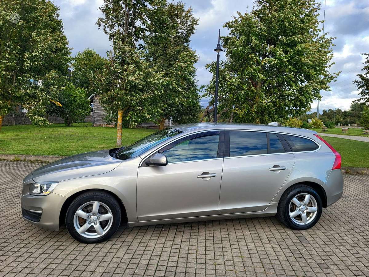 Volvo V60 - 11