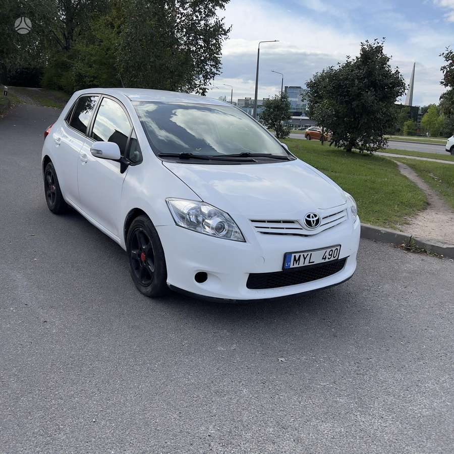 Toyota Auris, 2.0 l., Хэтчбек