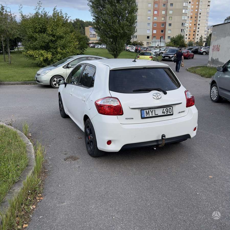 Toyota Auris, 2.0 l., Хэтчбек
