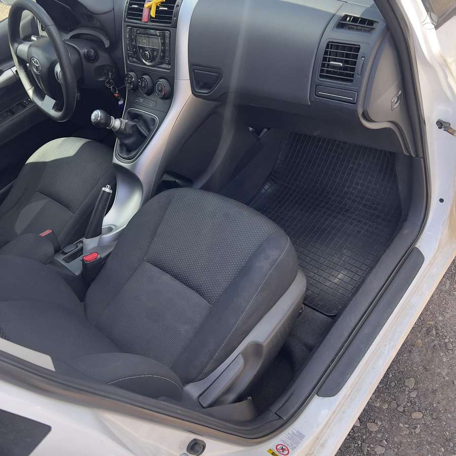 Toyota Auris, 2.0 l., Хэтчбек