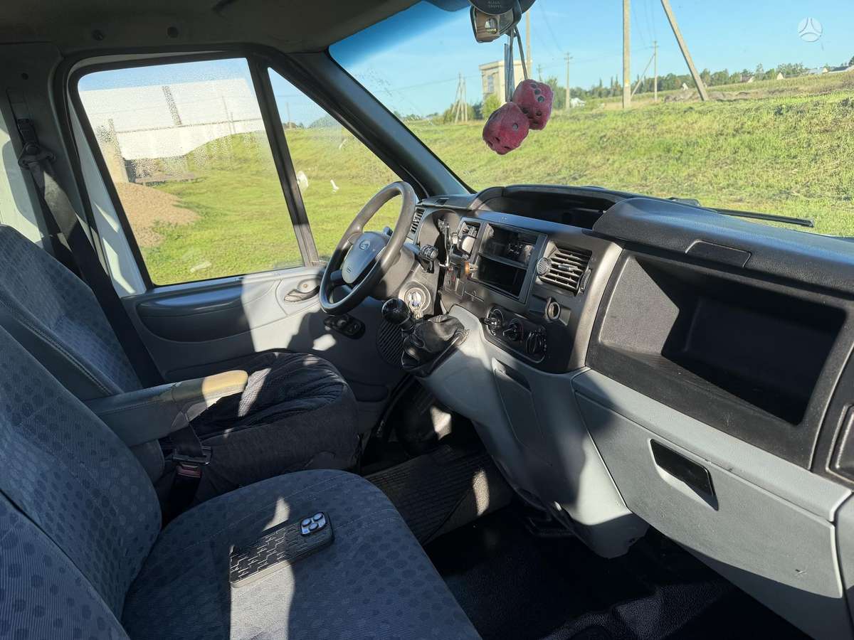 Ford Transit, auto transporters