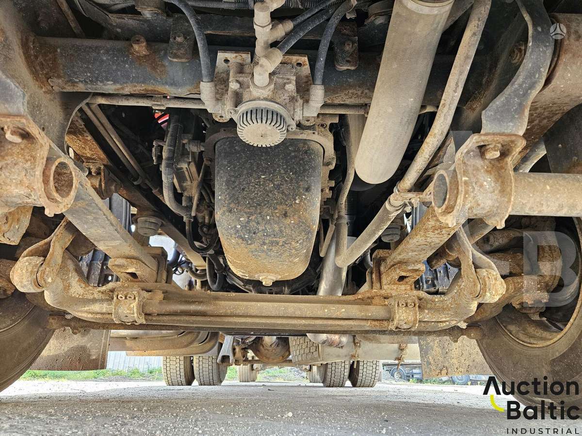 Iveco AD440S43, cits