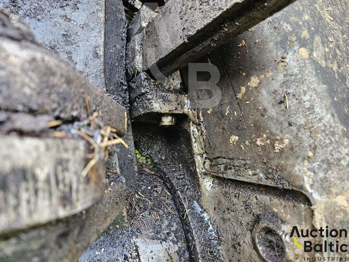 Timberjack 1010D, medvežės