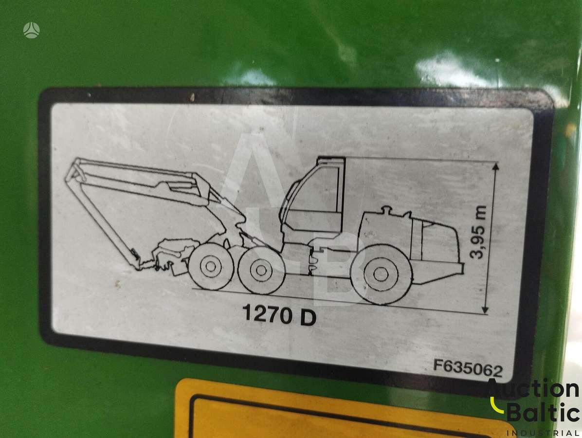 John Deere 1270 D, harvesters