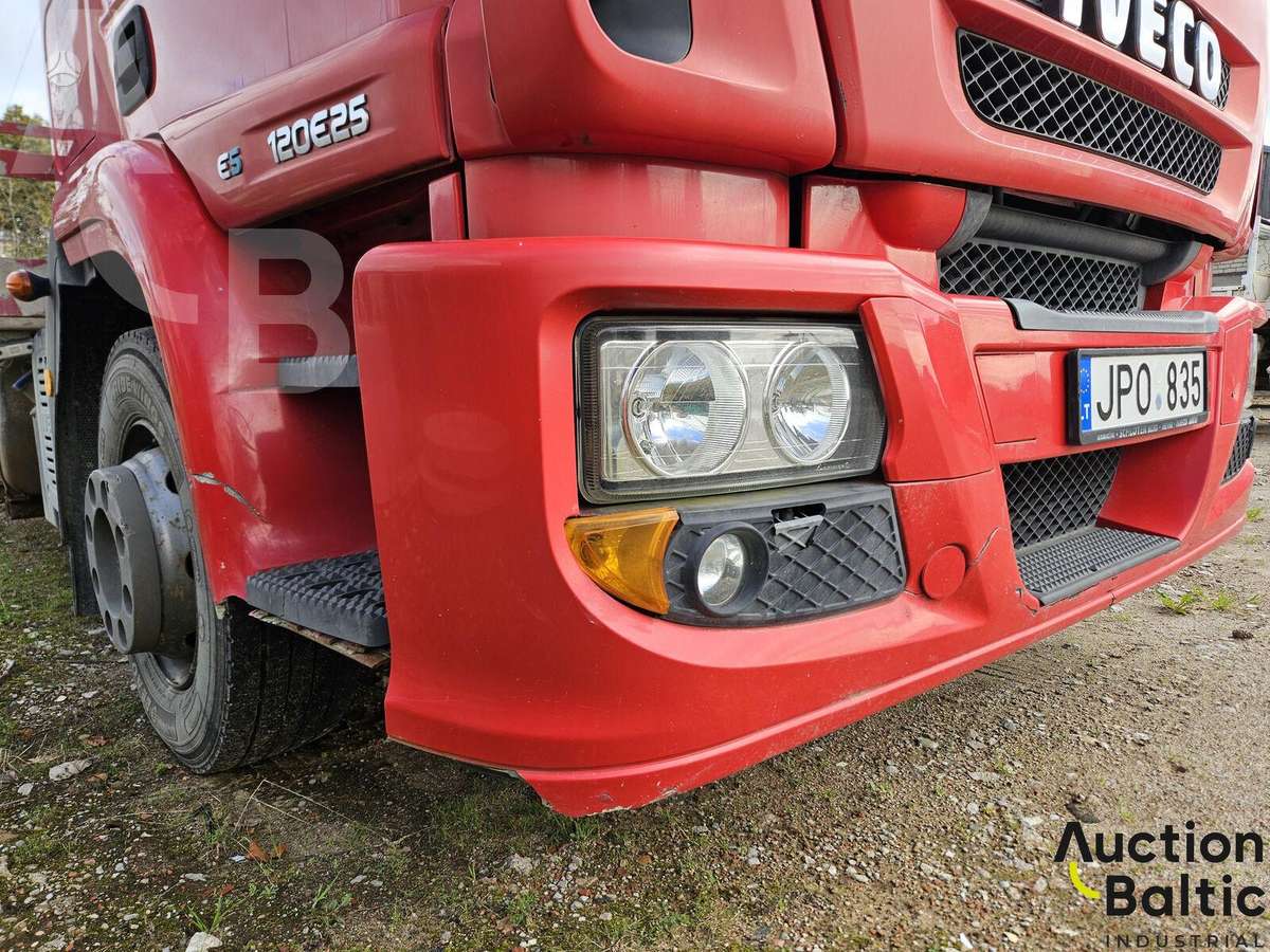 Iveco ML 120E25, автовозы