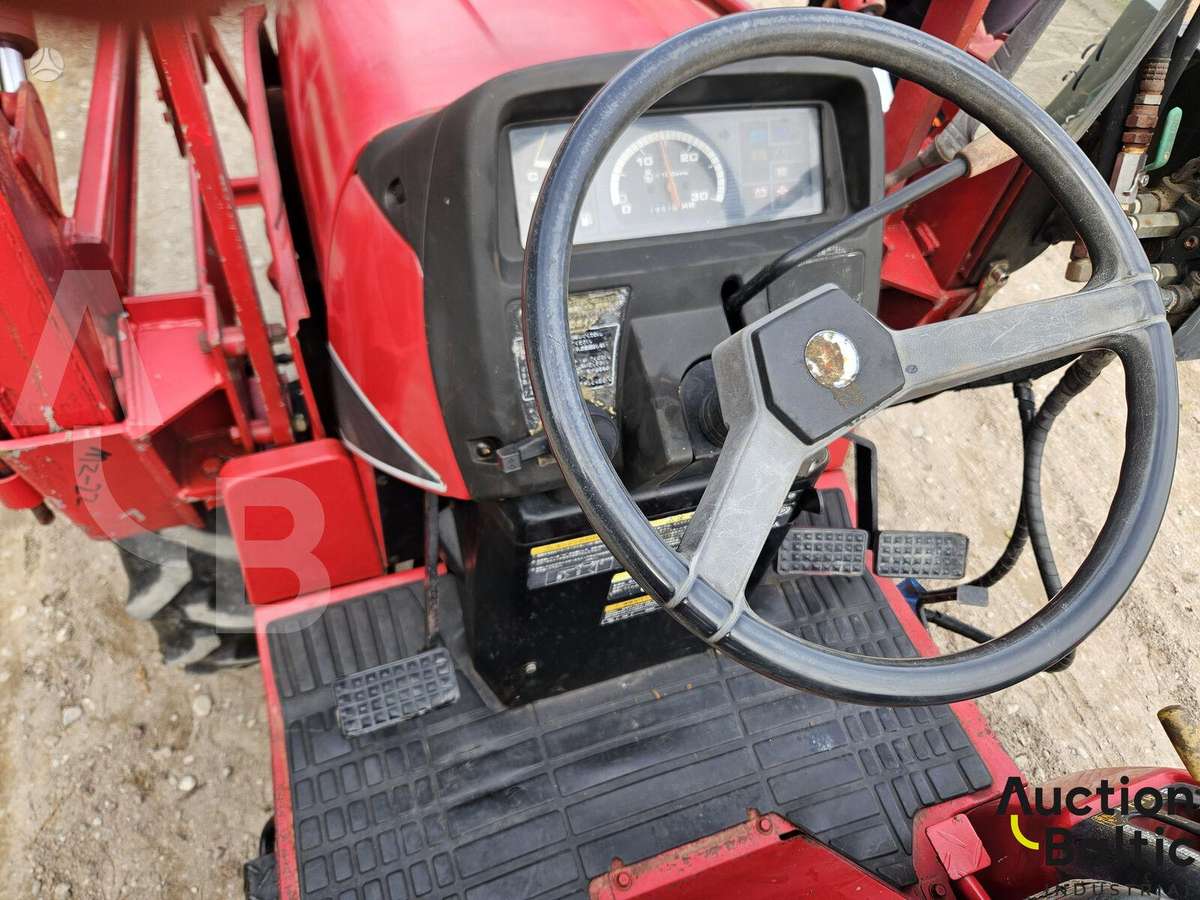 Mitsubishi MT 185, traktoriai