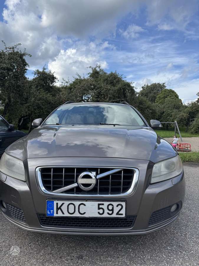 Volvo V70, 2.4 l., universalas