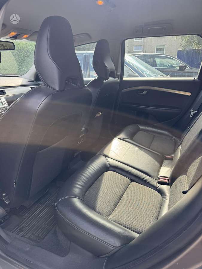 Volvo V70, 2.4 l., wagon