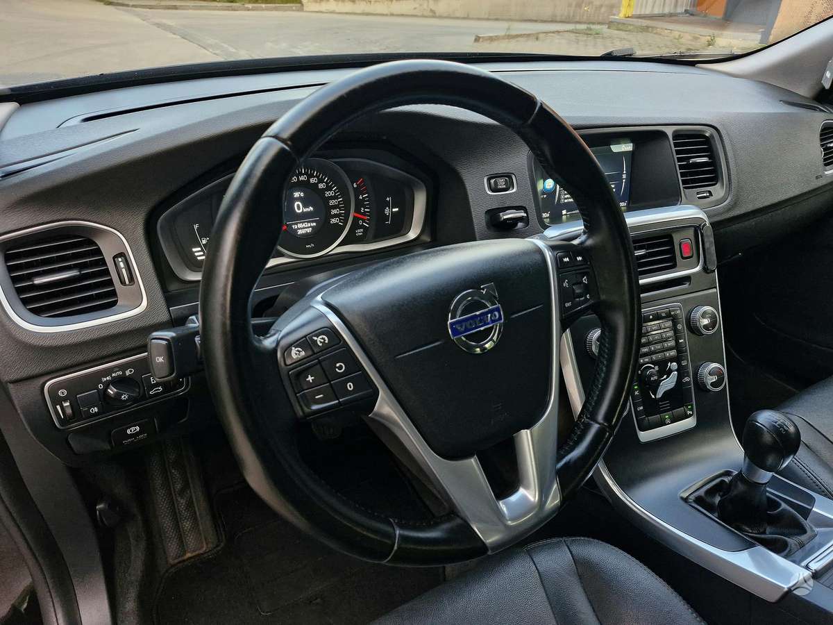 Volvo V60, 2.0 l., Универсал