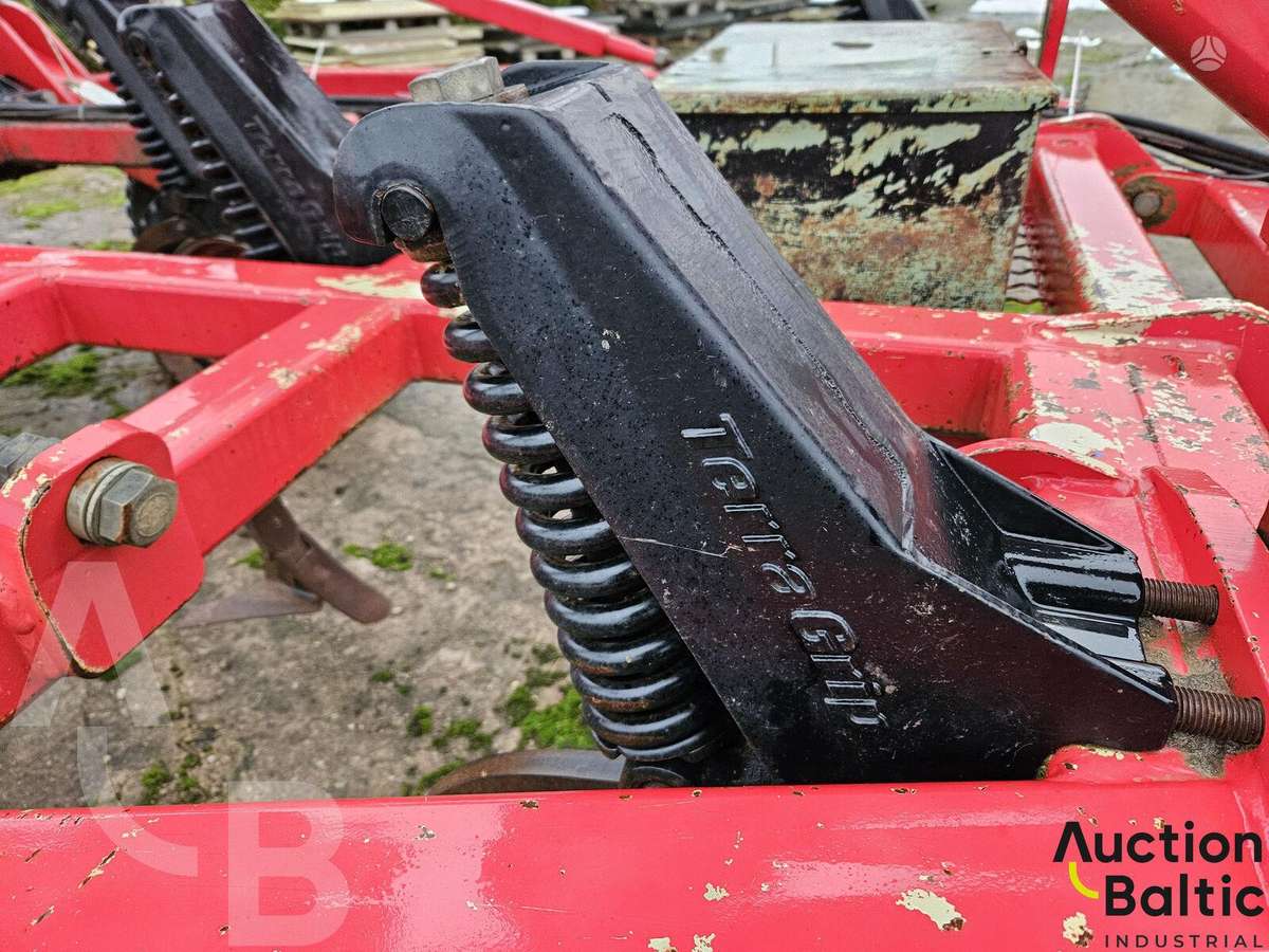 Horsch Terrano 6 FG, kita