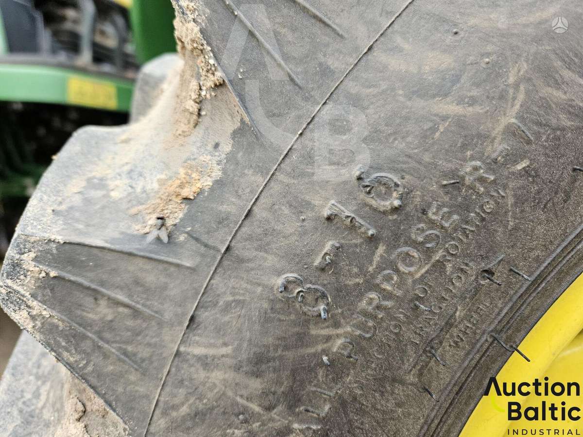 John Deere 4049 M, traktoriai