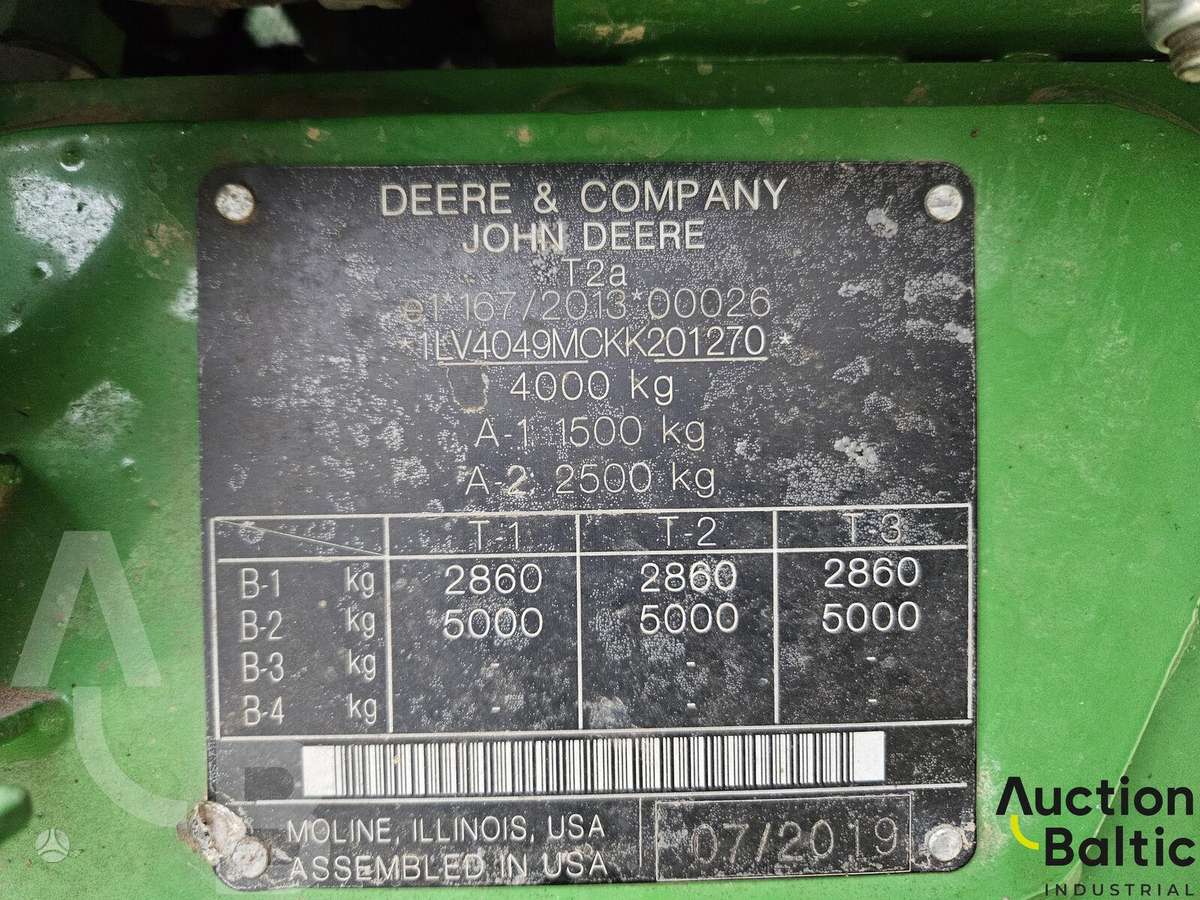 John Deere 4049 M, traktoriai